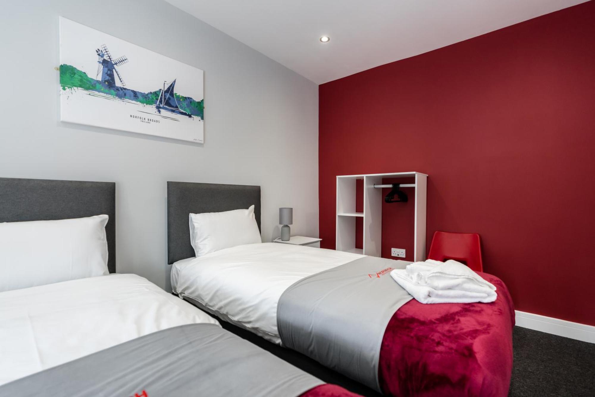76A Silver Road Норвич Экстерьер фото